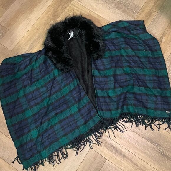 Ralph Lauren Shawl - Picture 1 of 5